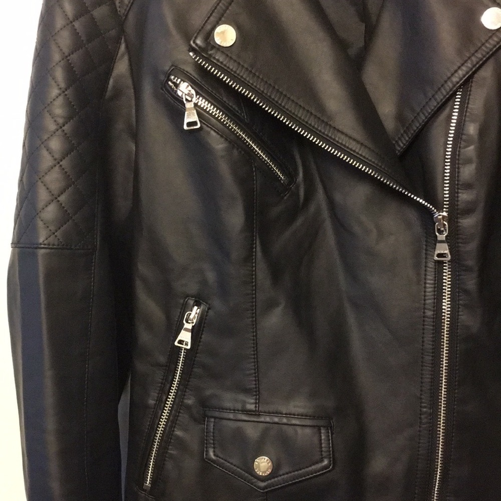 Express black leather jacket - Picture 3 of 5